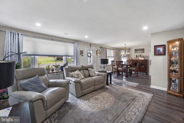 1363 GLEN ECHO DR, Huntingdon Valley, PA 19006