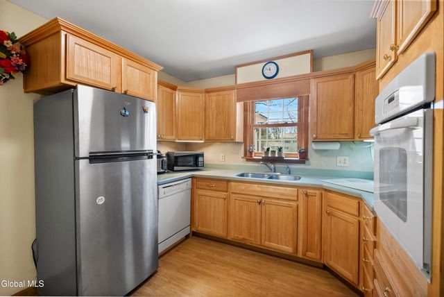141 Birchwood Drive, Guilderland, NY 12303