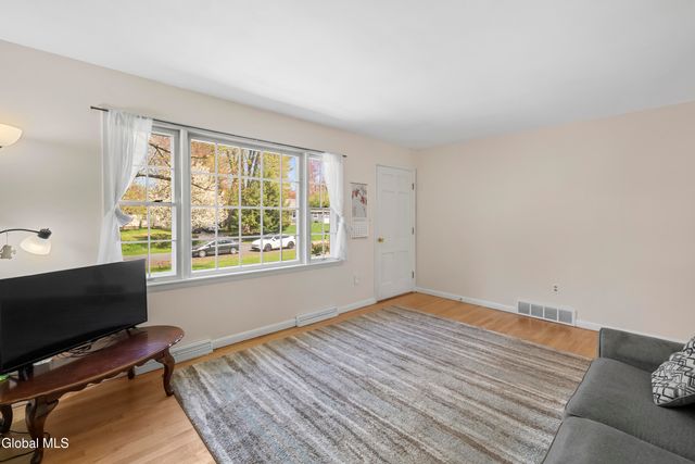 141 Birchwood Drive, Guilderland, NY 12303