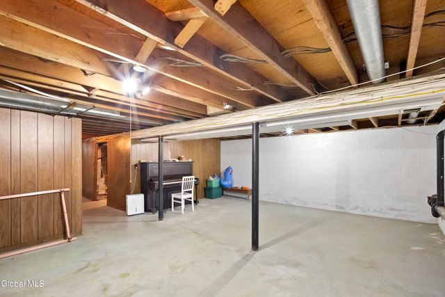 141 Birchwood Drive, Guilderland, NY 12303