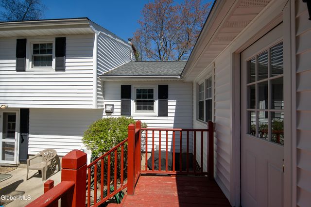 141 Birchwood Drive, Guilderland, NY 12303