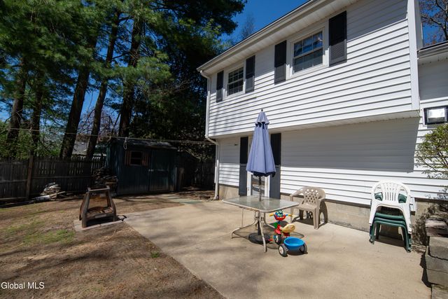 141 Birchwood Drive, Guilderland, NY 12303