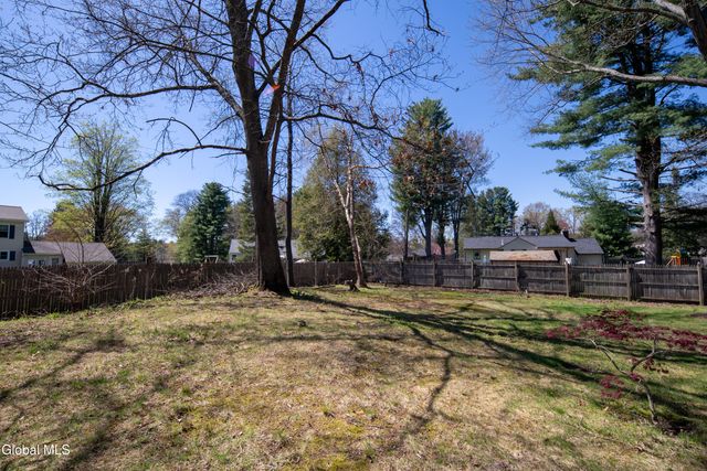 141 Birchwood Drive, Guilderland, NY 12303