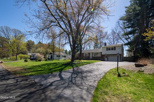 141 Birchwood Drive, Guilderland, NY 12303