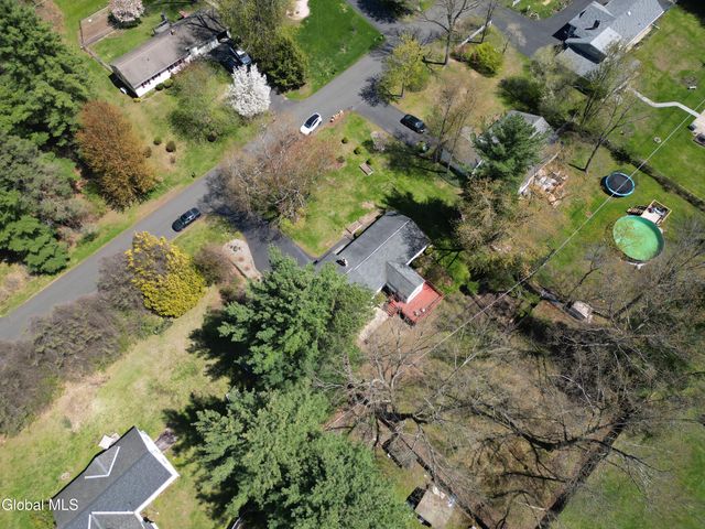 141 Birchwood Drive, Guilderland, NY 12303