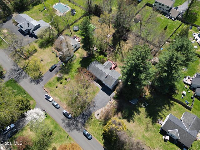 141 Birchwood Drive, Guilderland, NY 12303