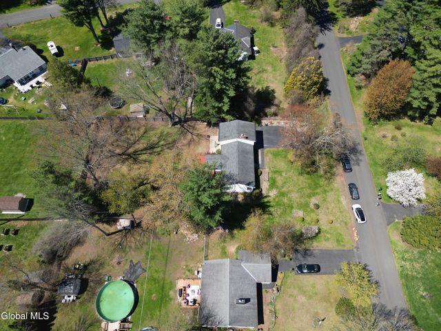 141 Birchwood Drive, Guilderland, NY 12303
