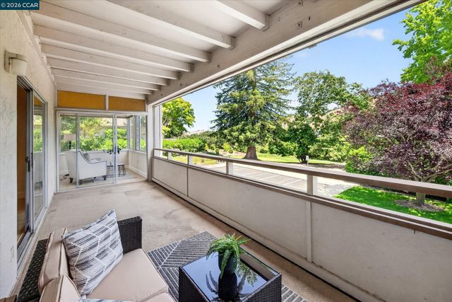 3410 Tice Creek Dr 2, Walnut Creek, CA 94595