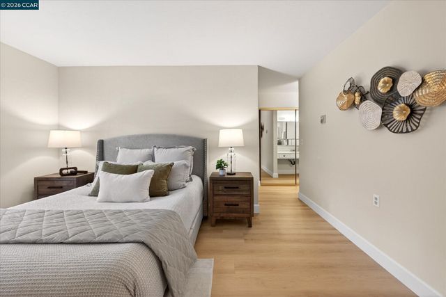 3410 Tice Creek Dr 2, Walnut Creek, CA 94595