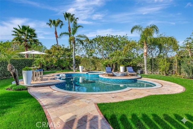 19229 Beckonridge Lane, Huntington Beach, CA 92648