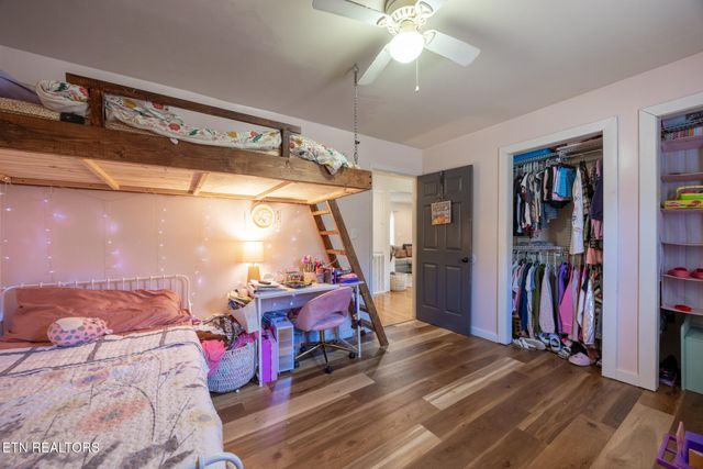 196 Akins Rd, Tellico Plains, TN 37385