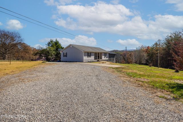 196 Akins Rd, Tellico Plains, TN 37385