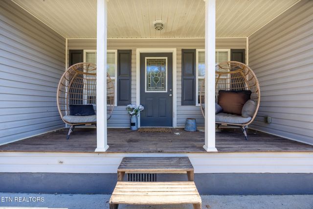 196 Akins Rd, Tellico Plains, TN 37385