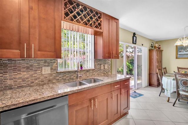 2282 SW 87th Ter, Miramar, FL 33025