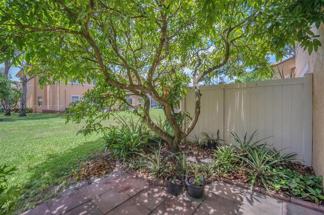 2282 SW 87th Ter, Miramar, FL 33025
