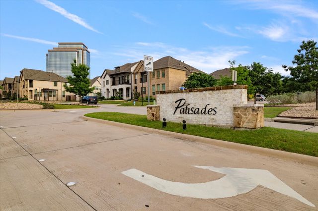 291 Moorland Drive, Richardson, TX 75080