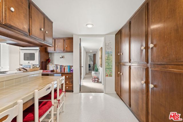 2320 Westridge Road, Los Angeles, CA 90049