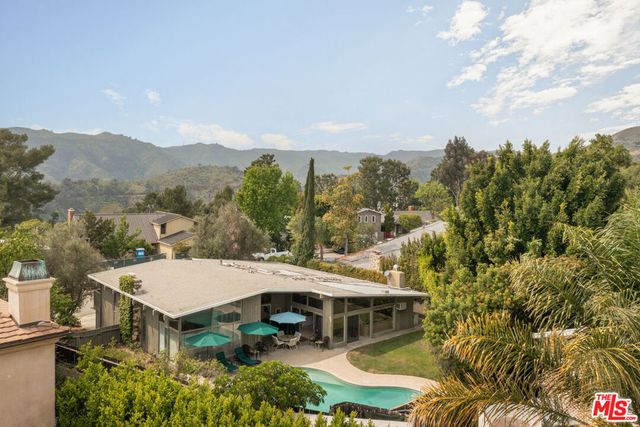 2320 Westridge Road, Los Angeles, CA 90049