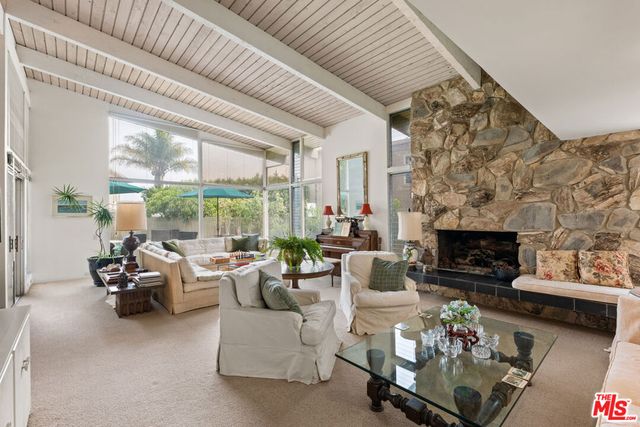 2320 Westridge Road, Los Angeles, CA 90049