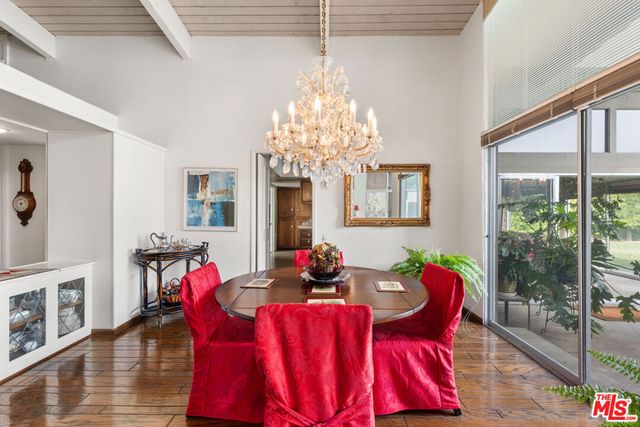 2320 Westridge Road, Los Angeles, CA 90049