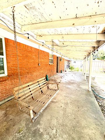 1110 Edgewood, Ennis, TX 75119