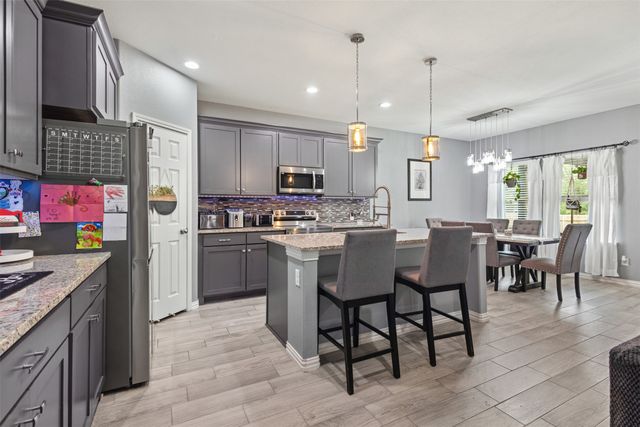 8112 Lakeshore Drive, Kemp, TX 75143