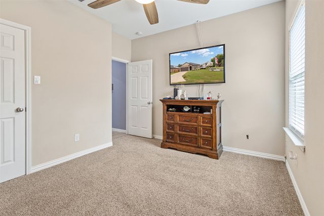 8112 Lakeshore Drive, Kemp, TX 75143