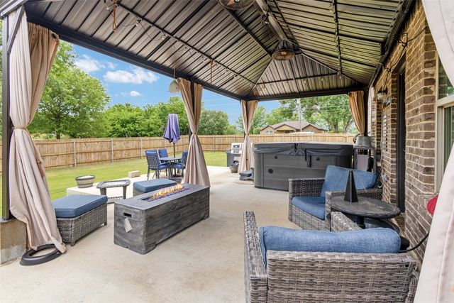 8112 Lakeshore Drive, Kemp, TX 75143