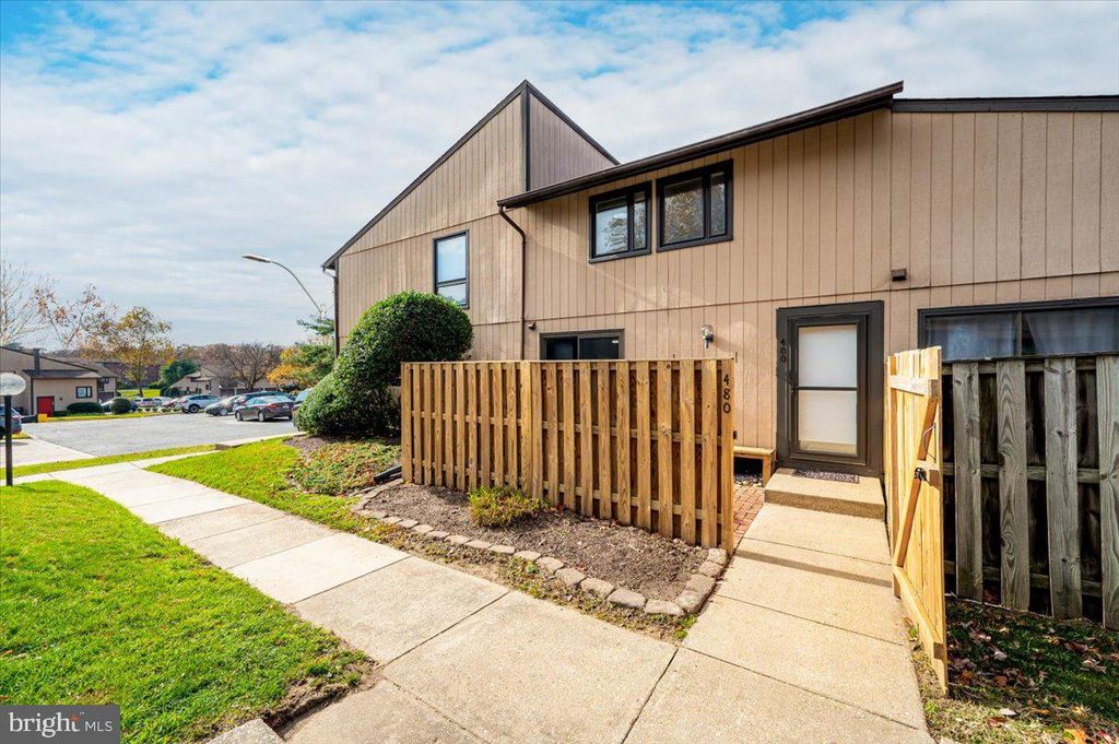 480 WEST CT, Glen Burnie, MD 21061