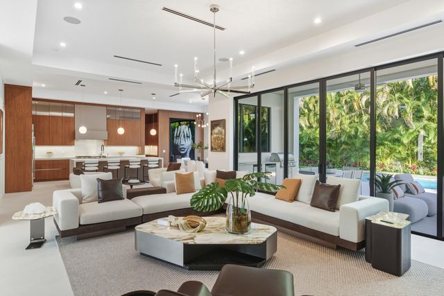 450 NE Spanish Court, Boca Raton, FL 33432