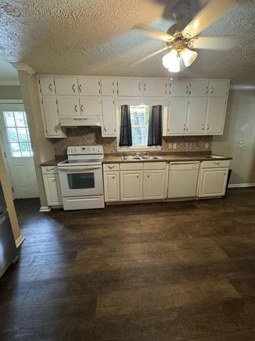 75 Barber Road, Covington, GA 30016