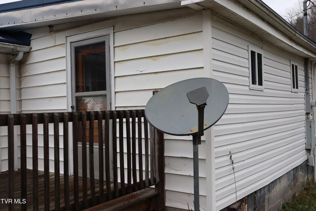 6250 Josephine Road, Norton, VA 24273