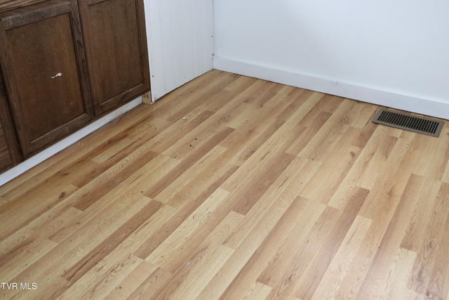 6250 Josephine Road, Norton, VA 24273