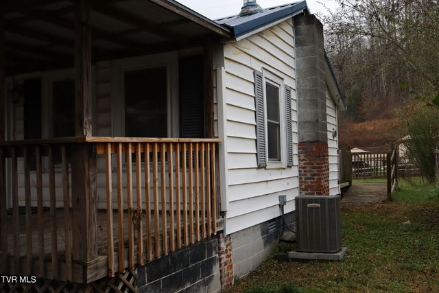 6250 Josephine Road, Norton, VA 24273