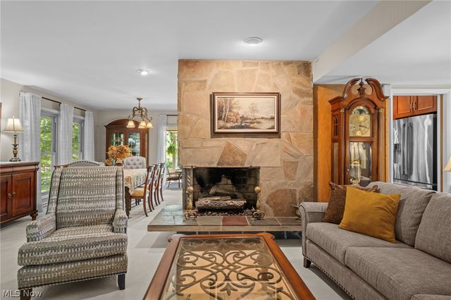 3270 Harris Road, Broadview Heights, OH 44147