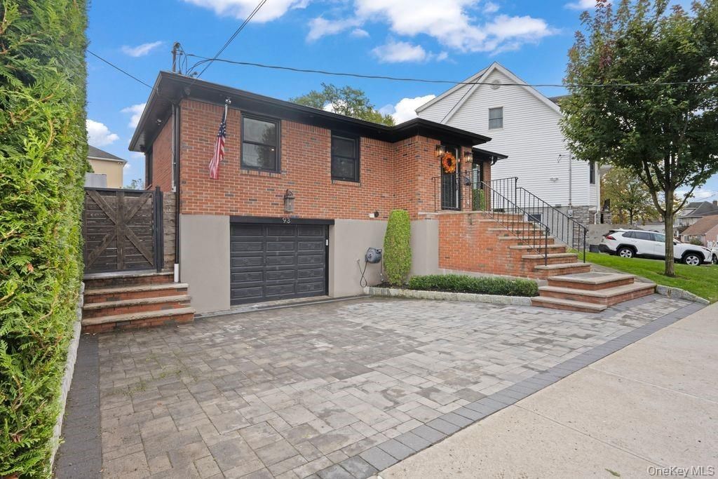 93 Beacon Avenue, Staten Island, NY 10306