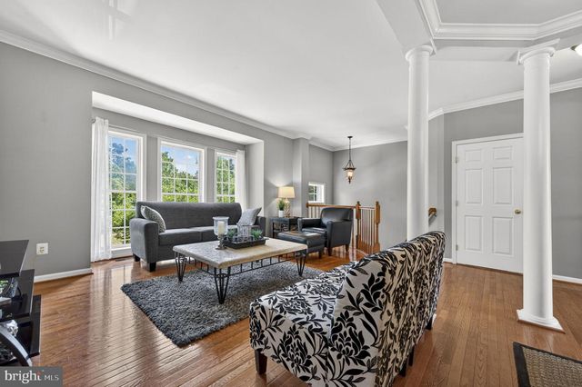 19189 KEPHARTS MILL TER, Leesburg, VA 20176