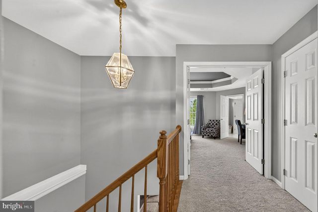 19189 KEPHARTS MILL TER, Leesburg, VA 20176