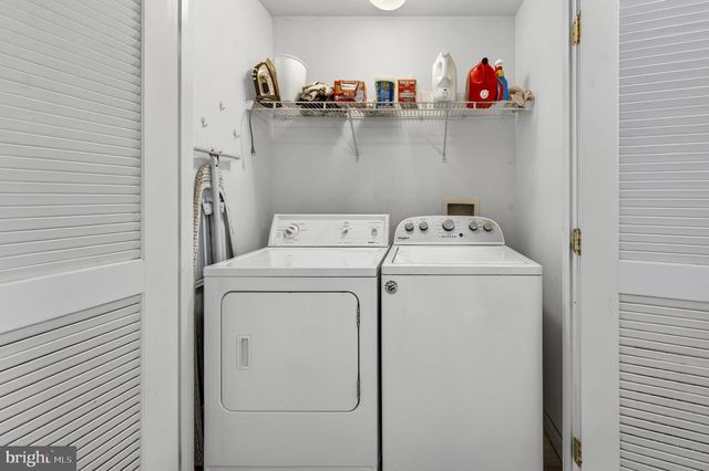 19189 KEPHARTS MILL TER, Leesburg, VA 20176