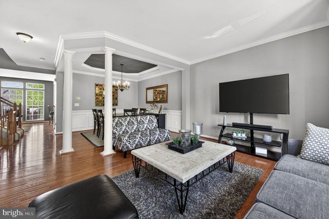 19189 KEPHARTS MILL TER, Leesburg, VA 20176