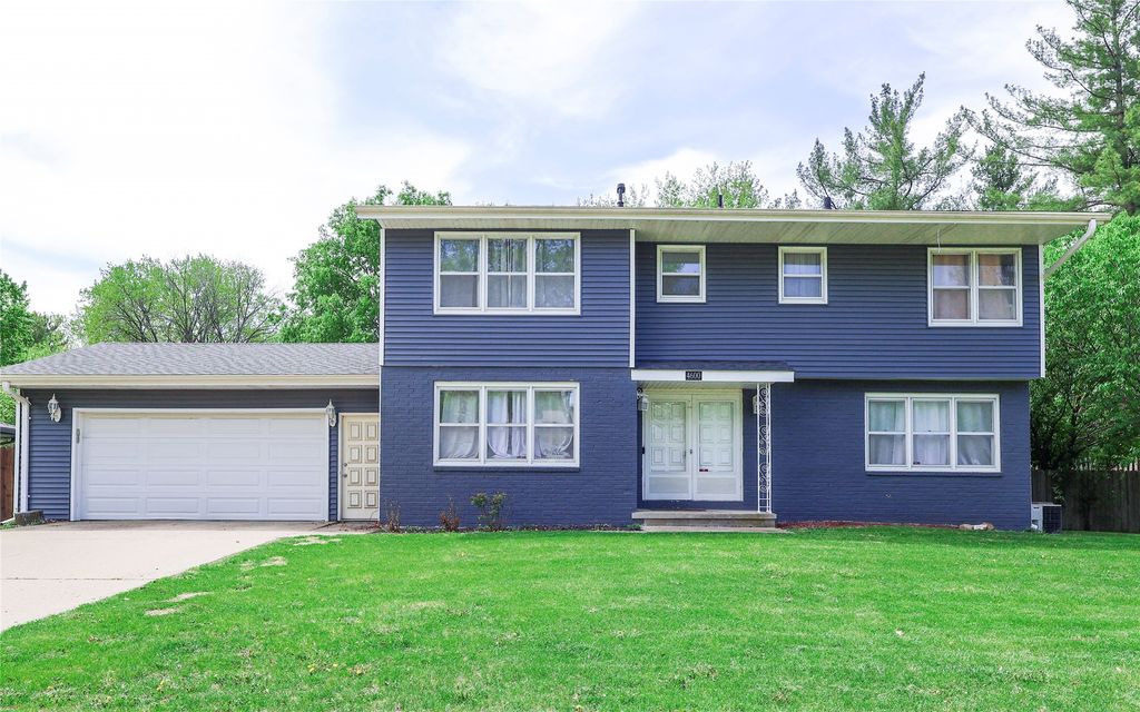 4600 Aspen Drive, West Des Moines, IA 50265