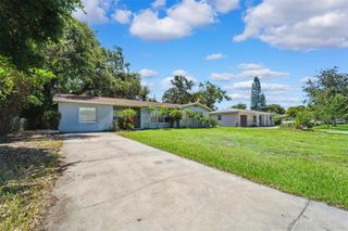 2153 75TH WAY N, St Petersburg, FL 33710