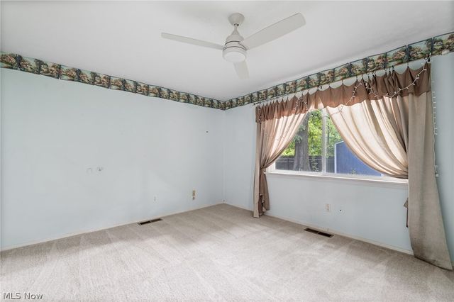 6169 Hickory Trail, North Ridgeville, OH 44039