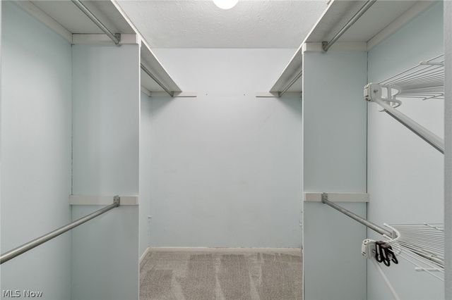 6169 Hickory Trail, North Ridgeville, OH 44039