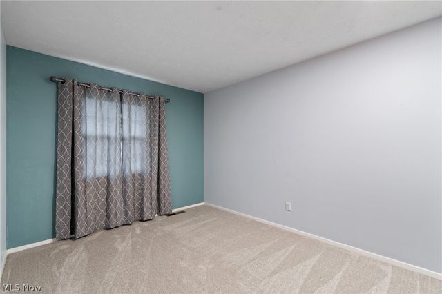6169 Hickory Trail, North Ridgeville, OH 44039