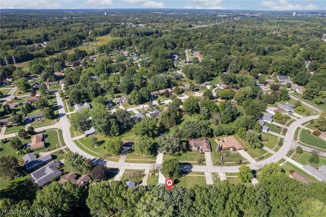 6169 Hickory Trail, North Ridgeville, OH 44039