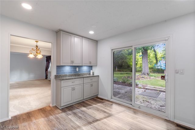 6169 Hickory Trail, North Ridgeville, OH 44039