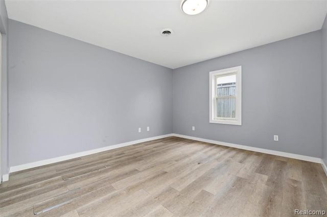 35501 Glen Street, Westland, MI 48186