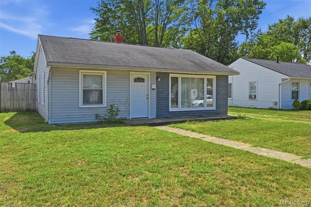 35501 Glen Street, Westland, MI 48186