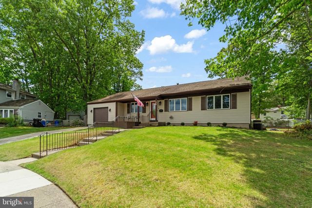 907 PRESTON CT, Blackwood, NJ 08012